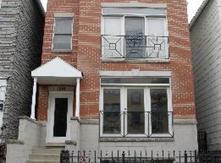 1541 W Roscoe St APT 3, Chicago, IL 60657