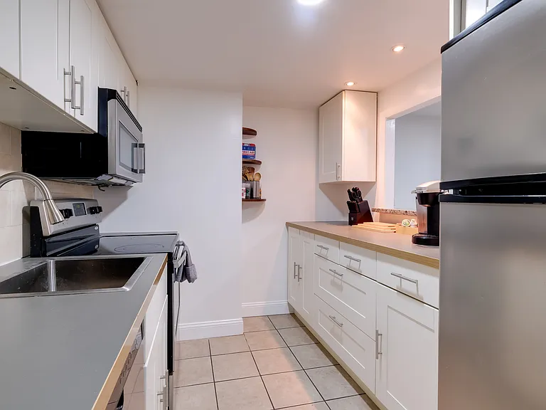 1427 S St NW #B — Photo 8