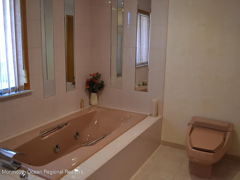 106 Oceanfront — Photo 48