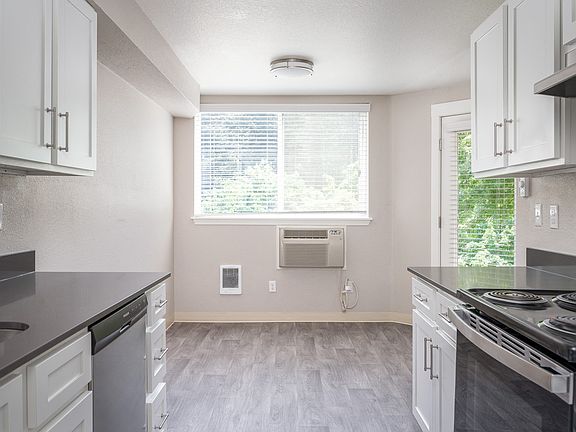 Twin Creeks | Kitchen