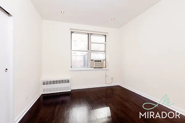 Rented by Mirador Real Estate | media 10