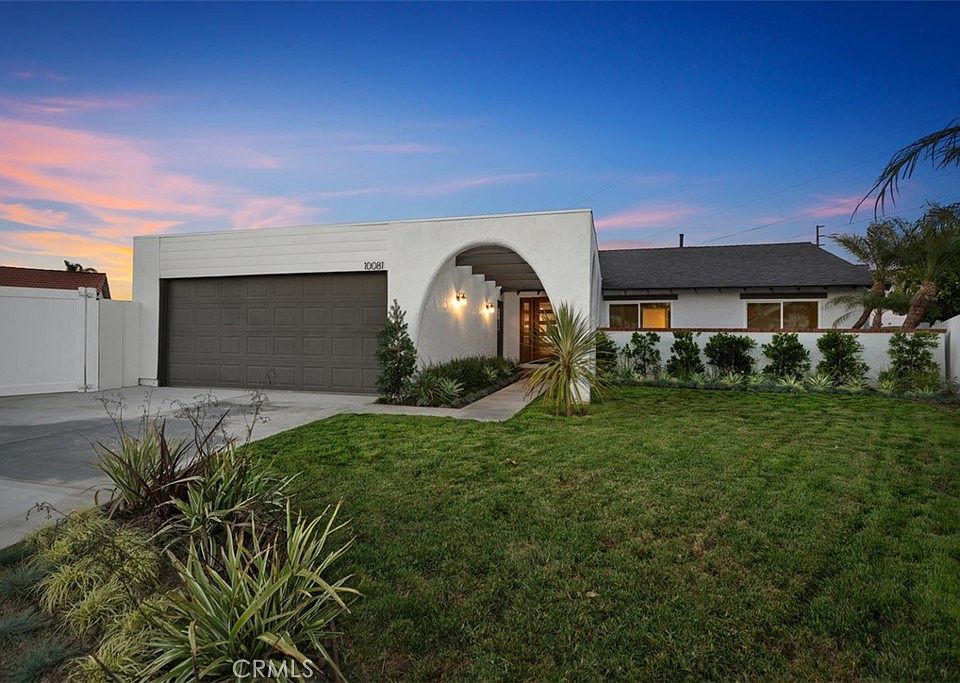 1st image of 10081 Spar Cir