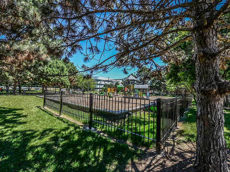 8454 W Catalpa Ave #2 — Photo 16
