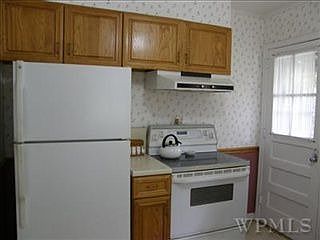 5th image of 319 Sherman Ave