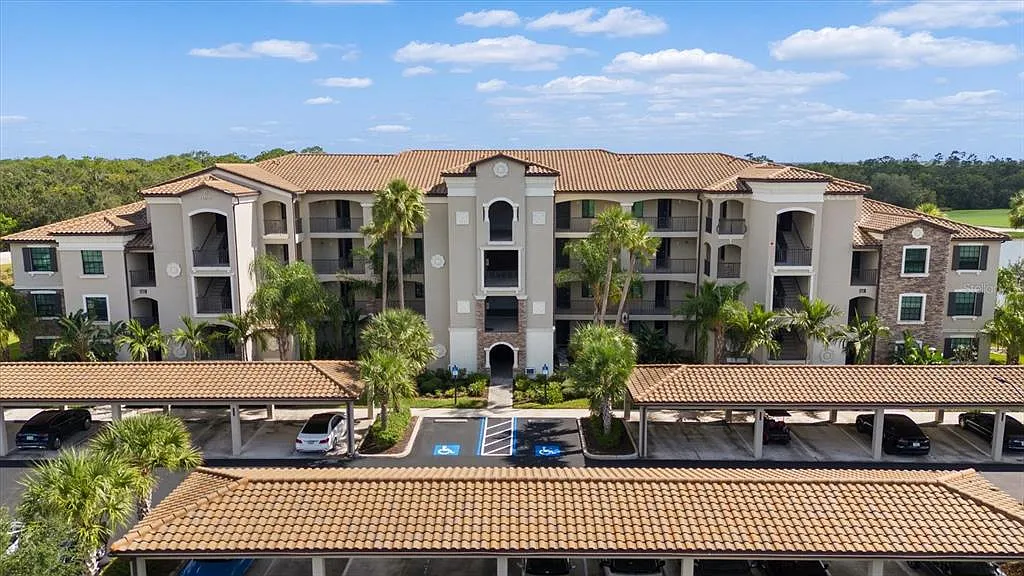 2 bed, 2.0 bath, 1142 sqft, $2,000 — Photo 1