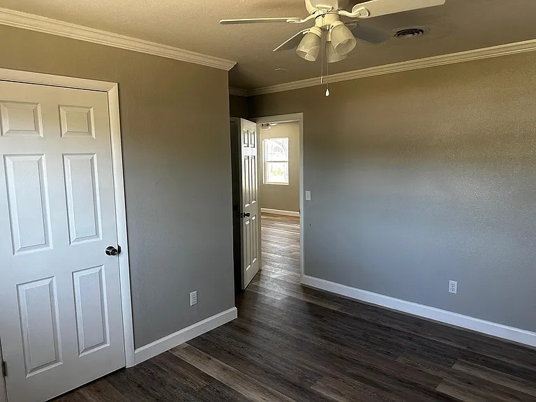 968 Bouganvillea Dr — Photo 10