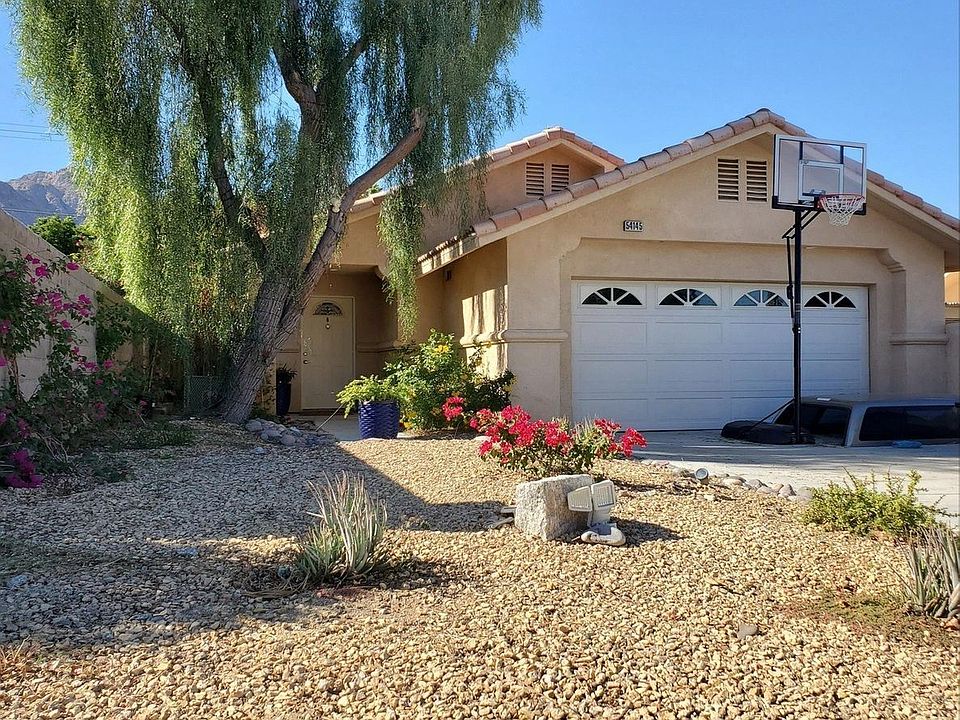 1st image of 54145 Avenida Herrera