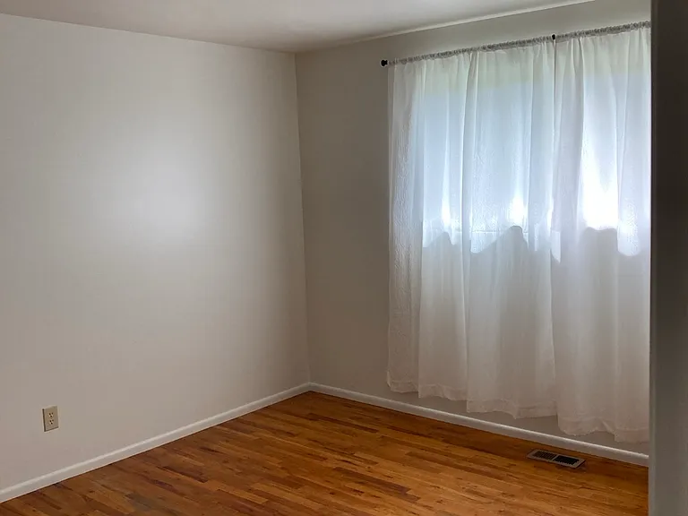 3615 S 3400 W — Photo 19