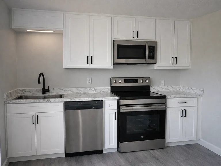 Fisher St Apartments — Photo 39