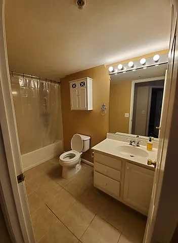 1605 Potomac Greens Dr #A — Photo 12