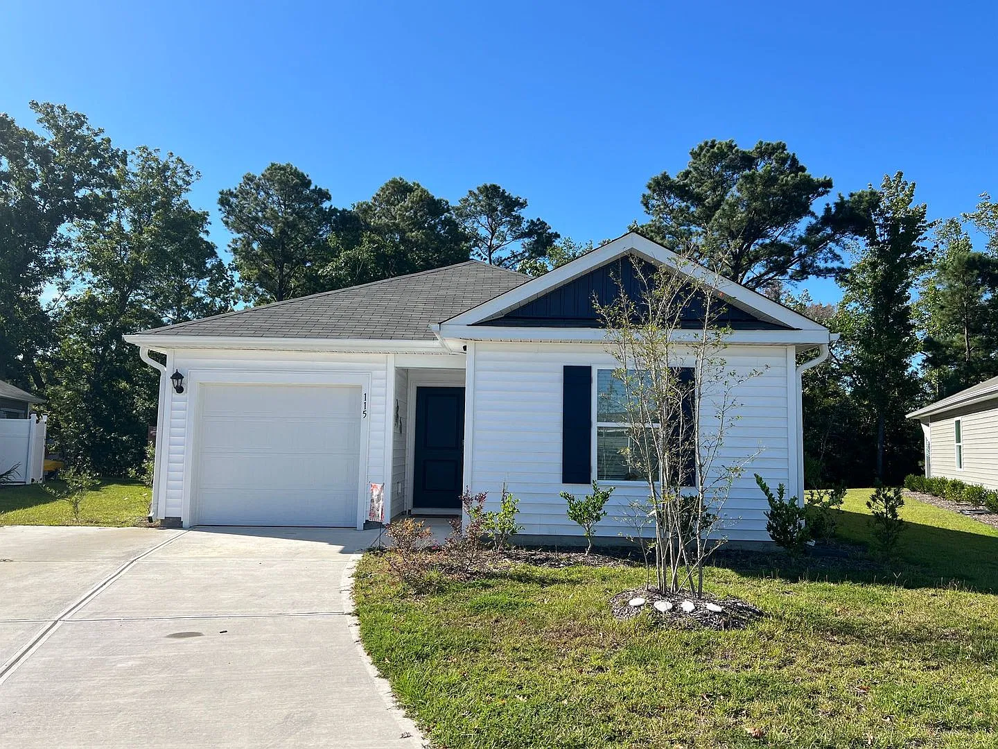 115 Cleat Drive — Photo 1