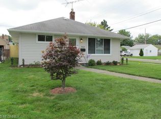 352 E 329th St, Willowick, OH 44095