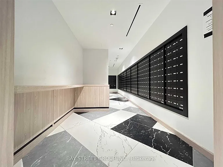 395 Bloor St E #4906 — Photo 5