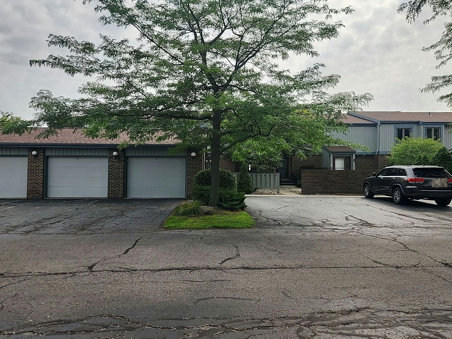 1715 River Rd — St. Clair River Country Club