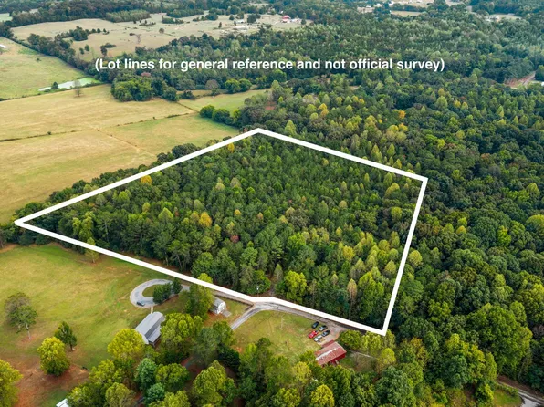 240 Briarwood Rd, Ocoee, TN 37361