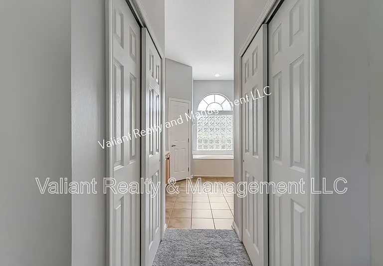 12197 Ripken Cir N — Photo 32