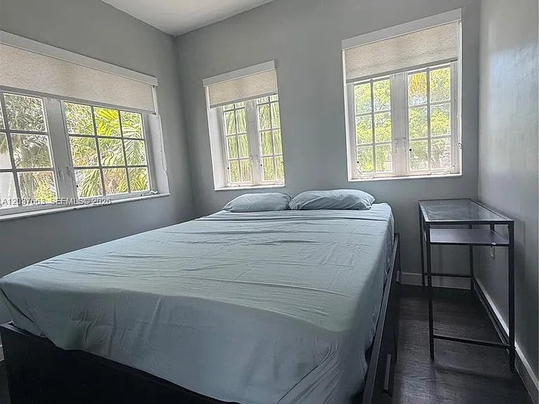 912 Euclid Ave #2 — Photo 11