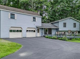 15 Hunter Rd, Freeport, ME 04032