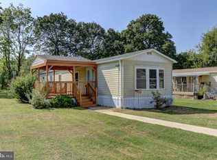 893 Clover Ave, Mullica Hill, NJ 08062