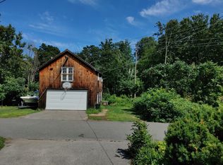 23 River St, Newbury, MA 01922