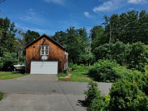 23 River St, Newbury, MA 01922
