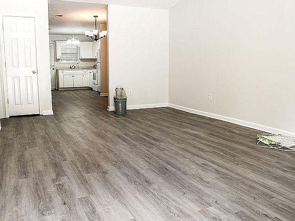 1st image of 4469 Belair Dr Suite 2
