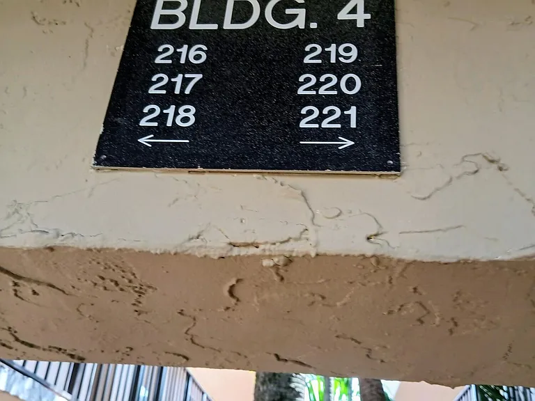 8015 SW 107th Ave #218 — Photo 39