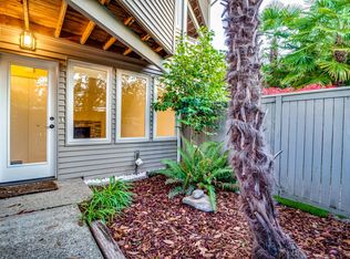 2030 42nd Ave E APT 3, Seattle, WA 98112