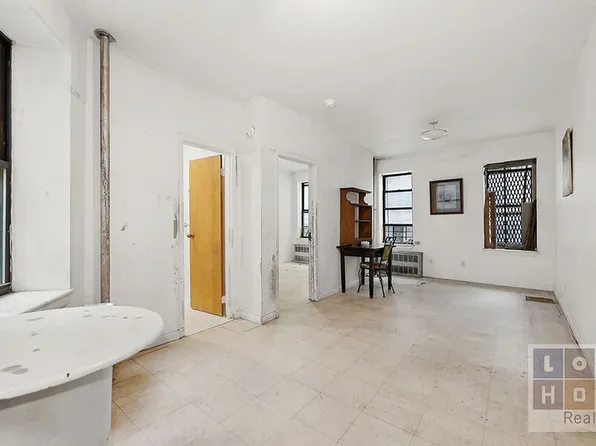 UNIT 3B 98th Ave, New York, NY 10009