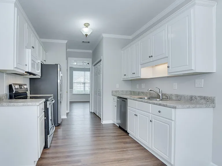 317 Hogan Way — Photo 17