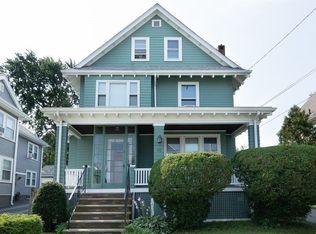 60 Court Rd, Winthrop, MA 02152