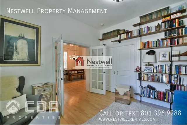 562 S Elizabeth St — Photo 12