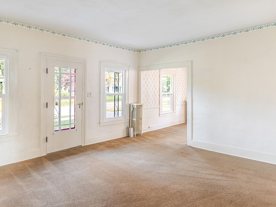 415 S Walnut St, photo 7