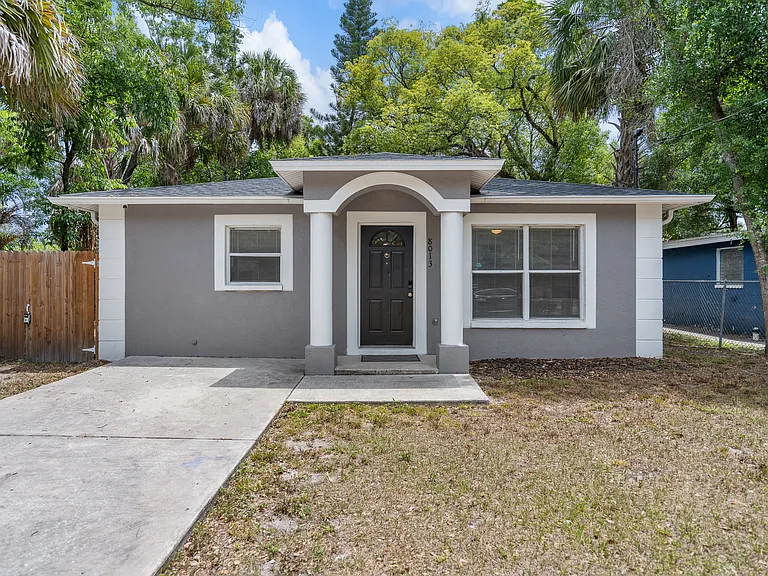 8013 N Alaska St — Photo 1