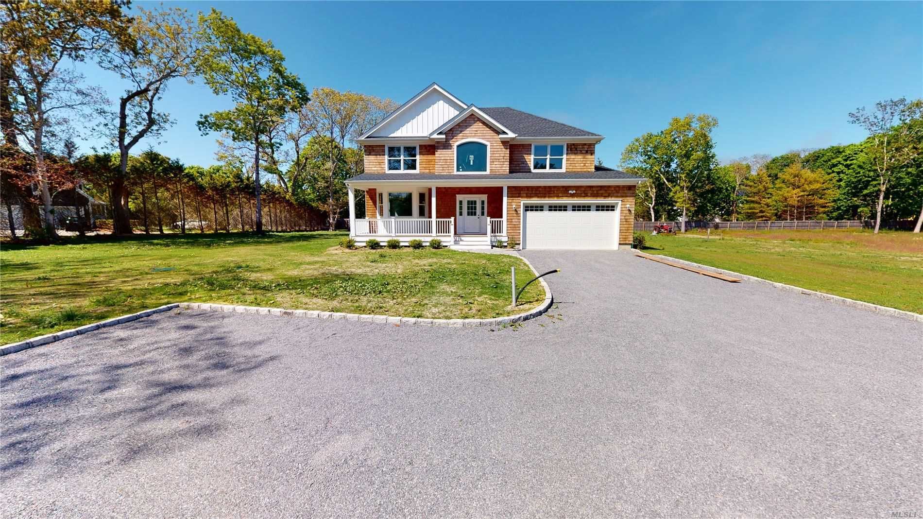 496 Montauk Hwy, East Quogue, NY 11942 Out East