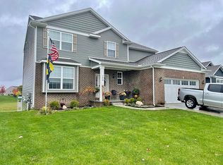 1450 Douglas Fir Ct, Howell, MI 48843