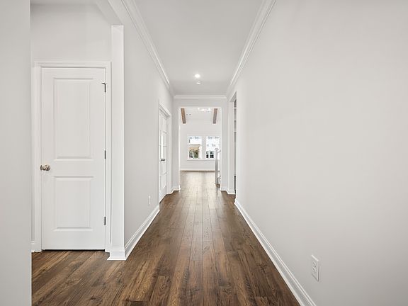 4th image of 1727 Merkel Rd
