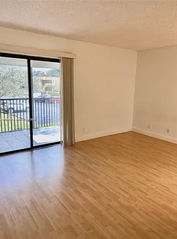 159 Lakeview Dr #204 — Photo 13