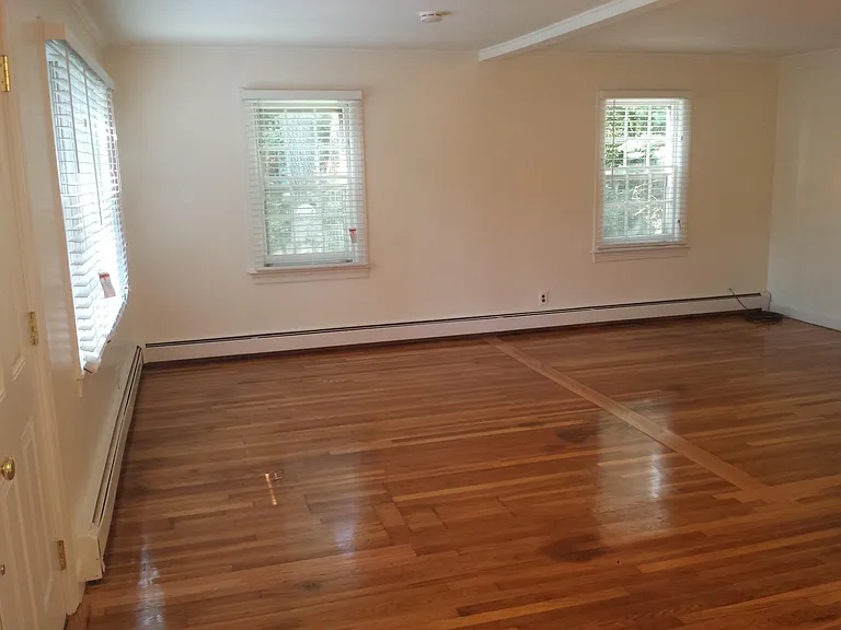 342 Conant Rd — Photo 4