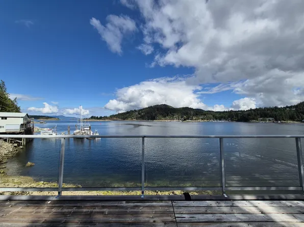 13044 Hassan Rd, Sunshine Coast, BC V0N 2H1