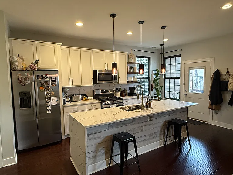 2440 W Iowa St #2 — Photo 10