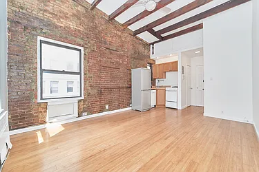 Rented by Living New York