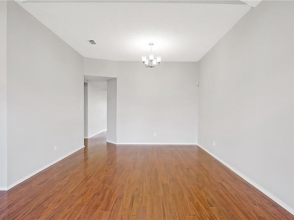 3rd image of 10837 Deauville Cir S