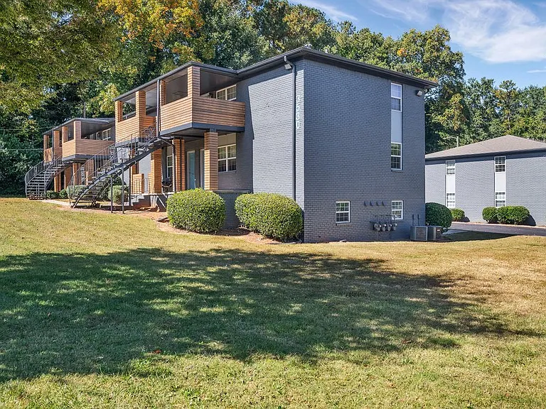 Summit Embry Hills — Photo 16