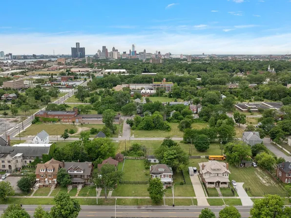 255 E Grand Blvd, Detroit, MI 48207