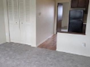 1832 Lilac Ln APT 25, Aurora, IL 60506