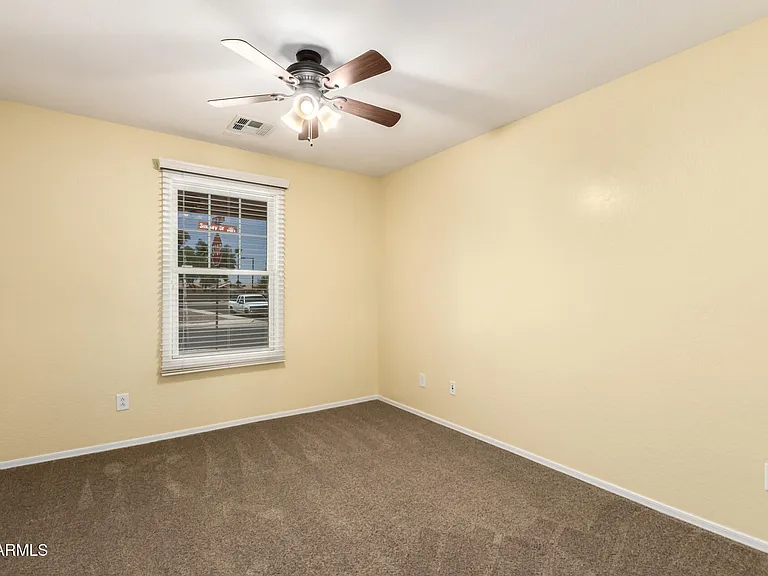 18103 W Smokey Dr — Photo 11