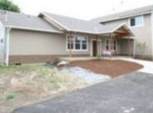 640 S 15th St, Philomath, OR 97370