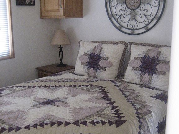 4th image of 504 E Plaza Del Sol