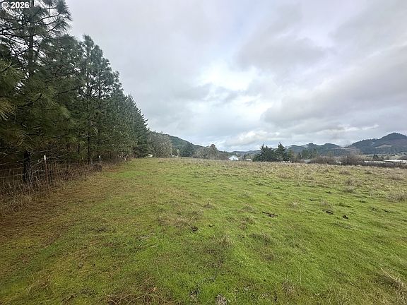 3rd image of 0 1st St